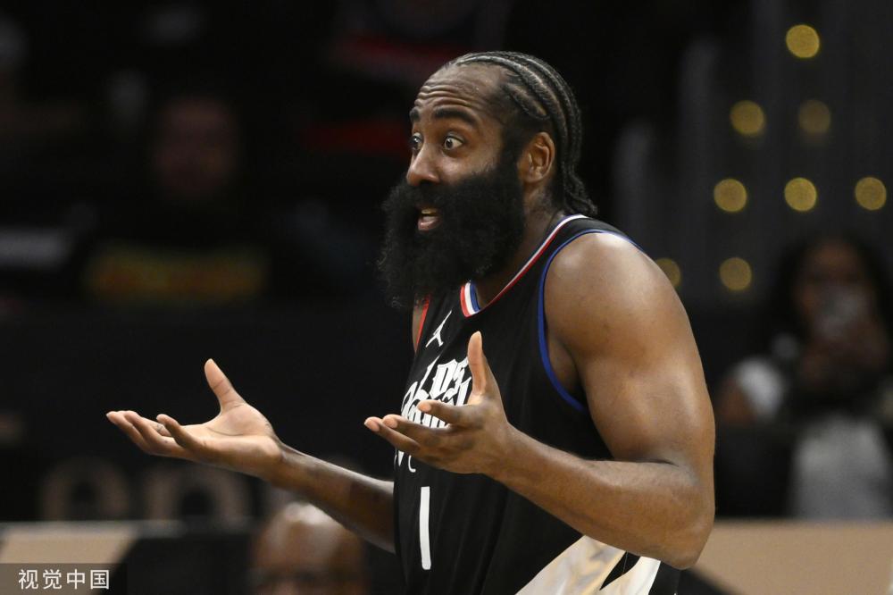 在更衣室中 在更衣室中