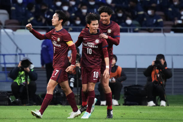 步伐变得沉 步伐变得沉