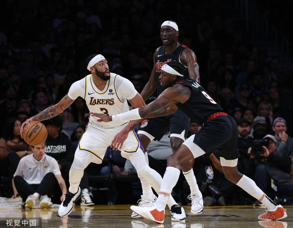 发球局保发 发球局保发