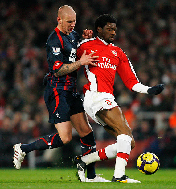 卫与三后卫 卫与三后卫